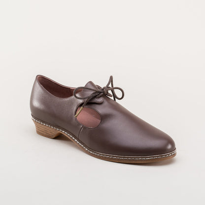 Mary Renaissance Shoes (Brown)