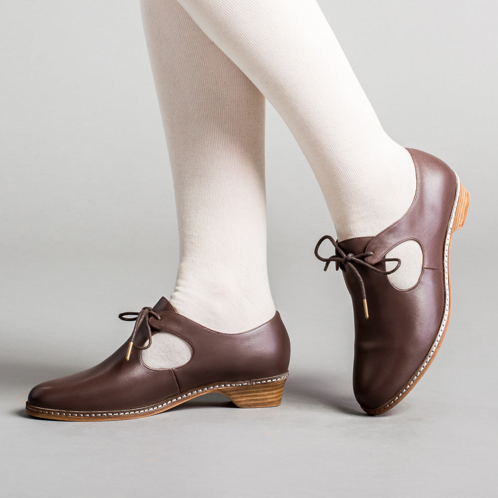 Mary Renaissance Shoes (Brown)