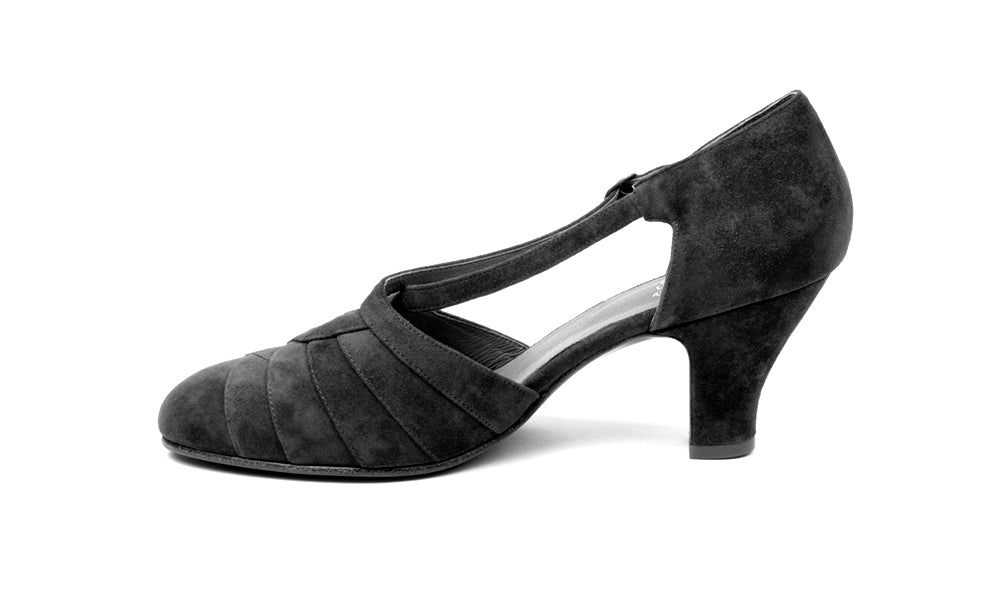 Melrose Vintage Pumps (Brick Red Suede)