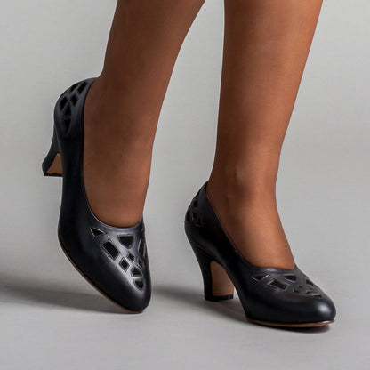 Meme Vintage Pumps (Black)