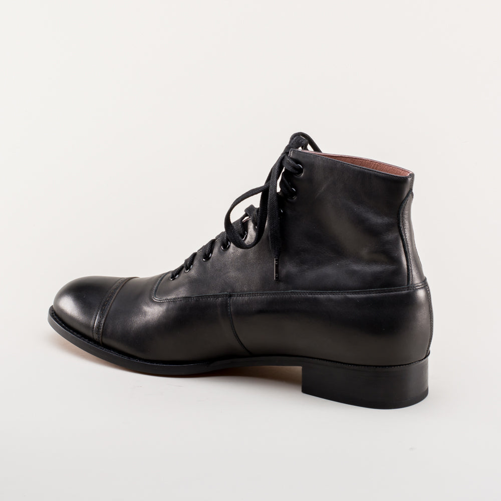 Noble Men's Vintage Lace-Up Boots (Black)