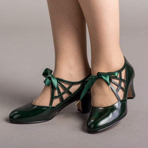 Parker Vintage Spiderweb Pumps (Green)
