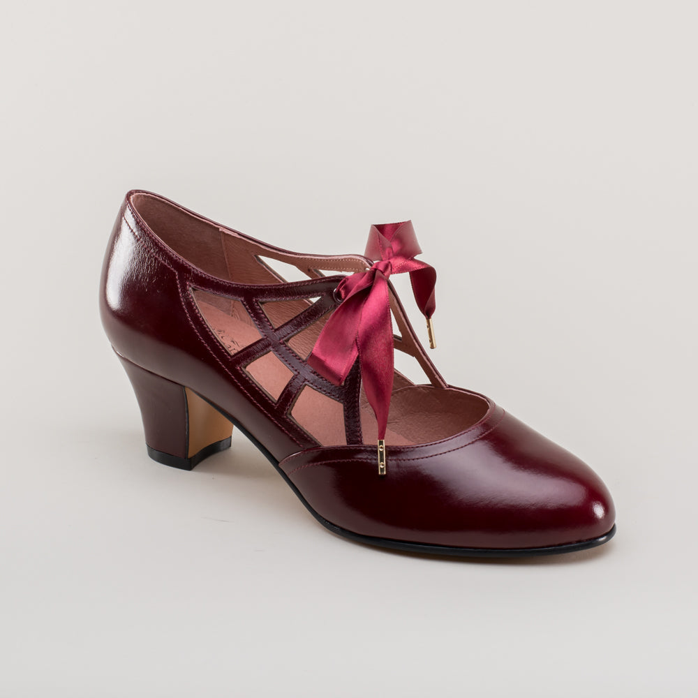 Parker Vintage Spiderweb Pumps (Merlot)
