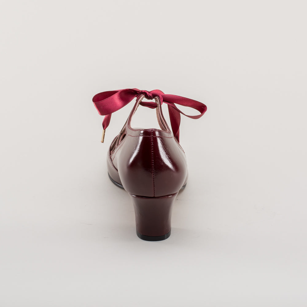 Parker Vintage Spiderweb Pumps (Merlot)