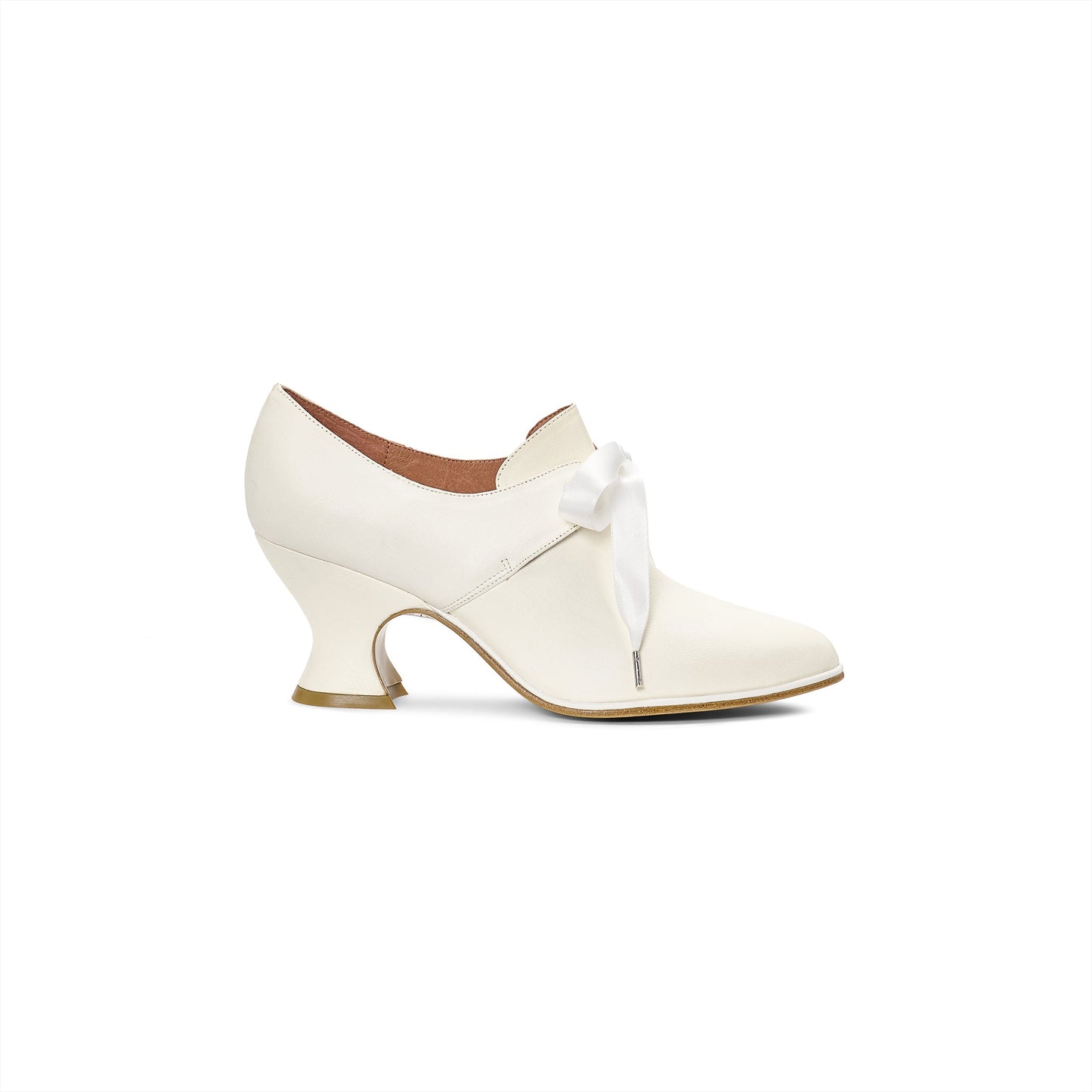 Pompadour 18th Century Leather Shoes Wide (Ivory)