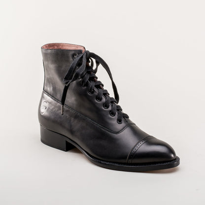 Rainey Vintage Lace-Up Boots (Black)