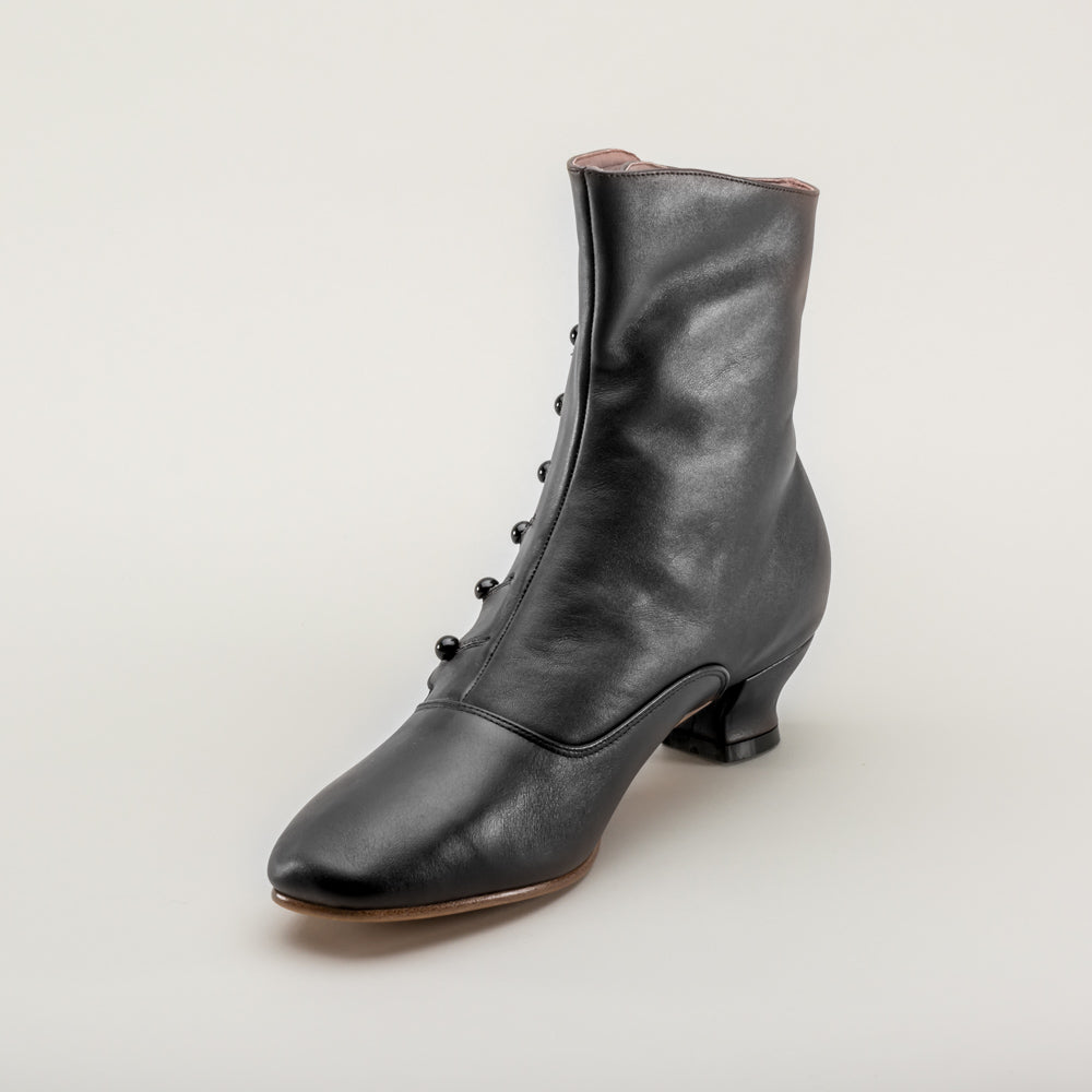 Renoir Victorian Button Boots (Black)