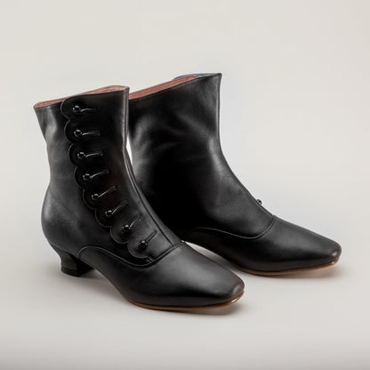 Renoir Victorian Button Boots (Black)