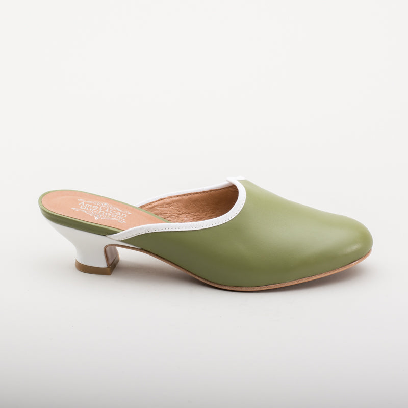 Sophie 18th Century Leather Mules (Green)
