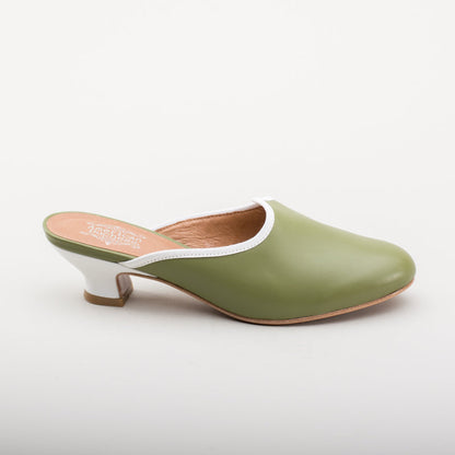 Sophie 18th Century Leather Mules (Green)