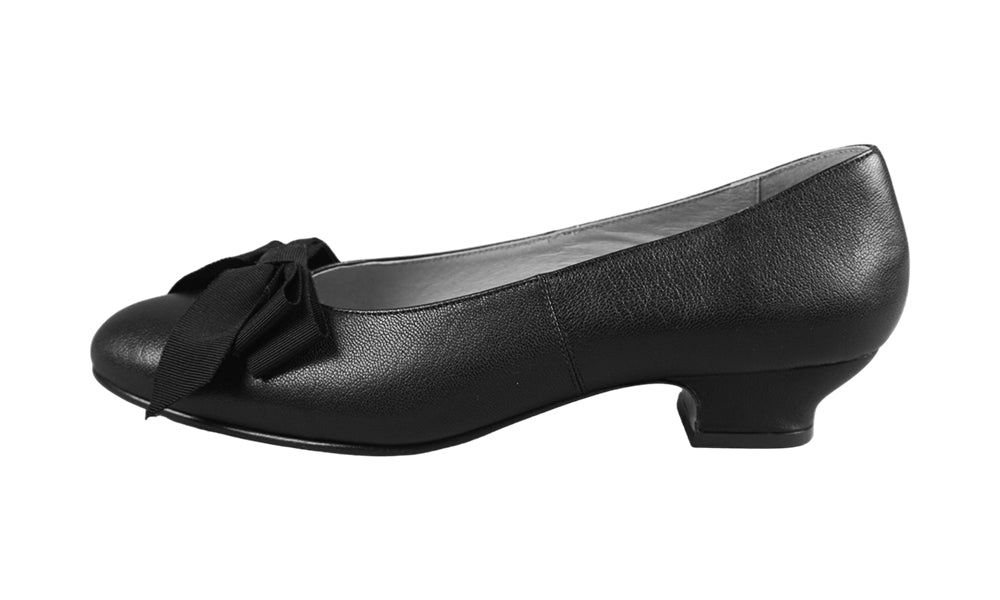 Waltz Edwardian Slipper (Black)