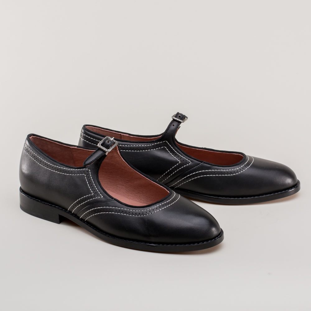 Wednesday Vintage Mary Jane Shoes (Black)